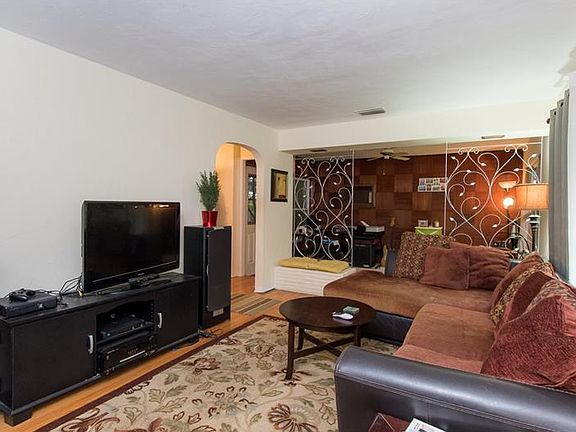 4th image of 6214 11th Ave S