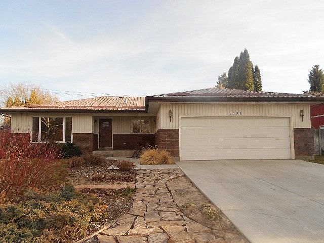1st image of 2201 Brandon Dr
