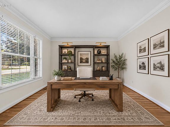 5th image of 1268 Cape Cod Cir