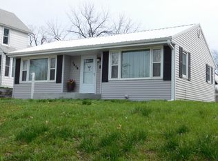 1418 N 4th St, Quincy, IL 62301