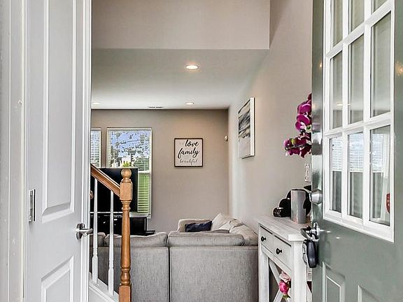 4th image of 24812 Gates Ct