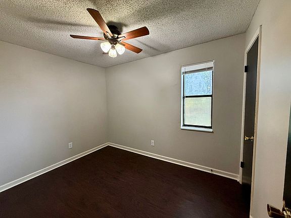 5th image of 4717 Samantha Ave #4723