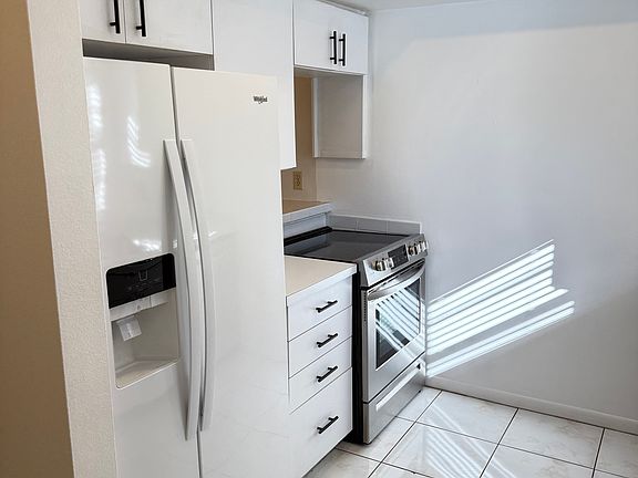 3rd image of 6211 Amaretto Ln