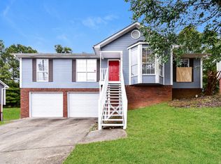 1917 Pebble Lake Cir, Birmingham, AL 35235