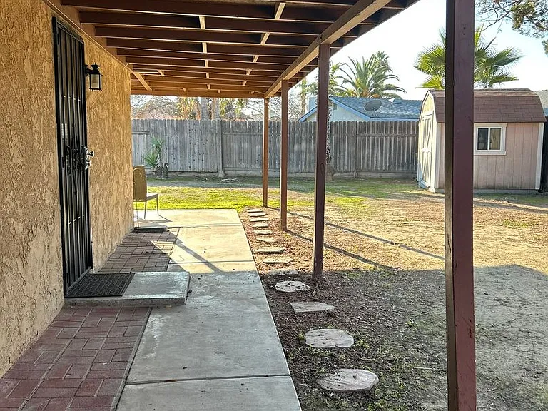 5204 Curson Ave — Photo 12