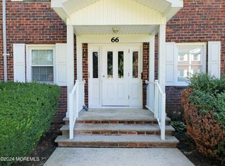 66 Stonehurst Blvd APT G, Freehold, NJ 07728