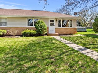813 Riverview Dr, Plymouth, WI 53073