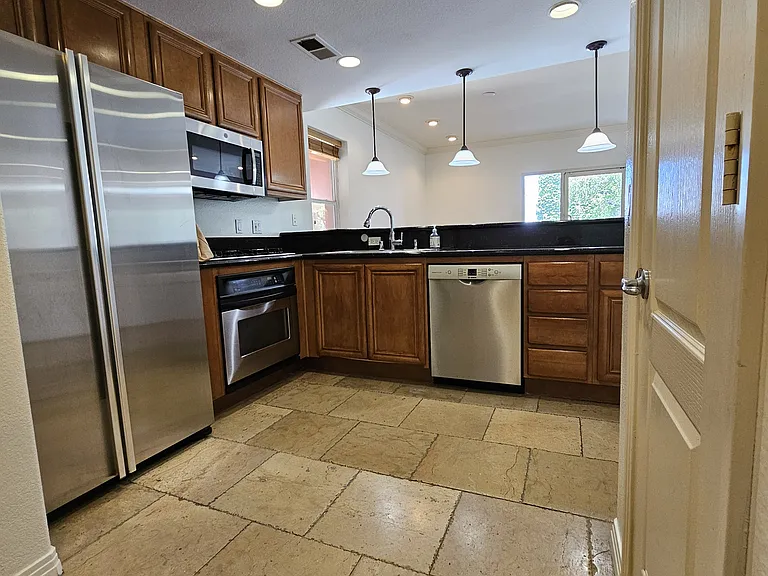 1501 India St #201 — Photo 10