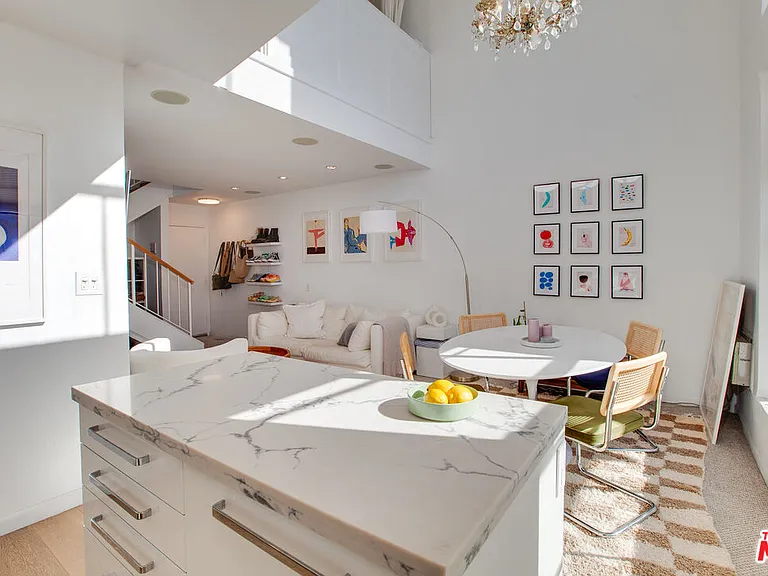 11645 Montana Ave #311 — Photo 7