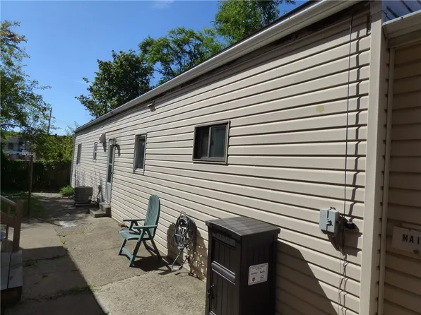 609 Glenwood Ave, Ambridge, PA 15003
