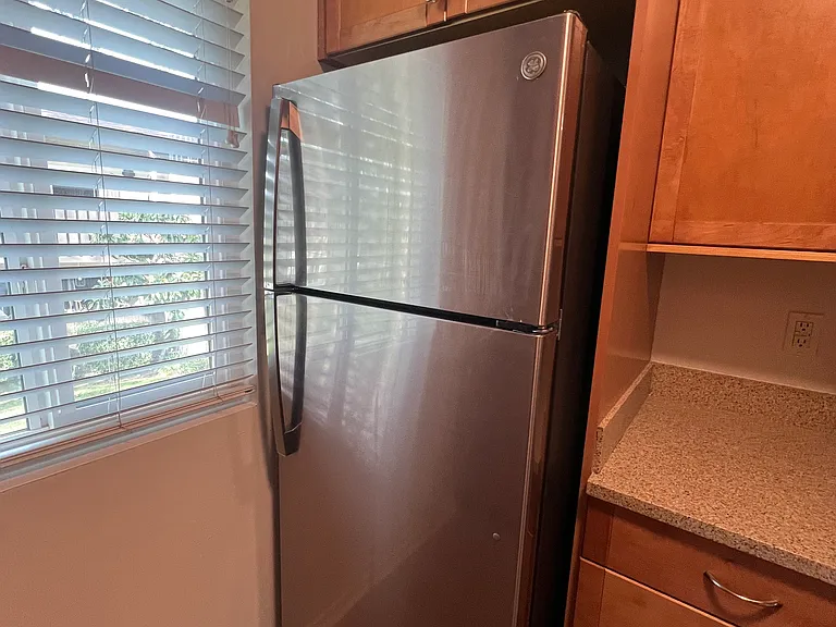 1676 Maple Ave #27 — Photo 22