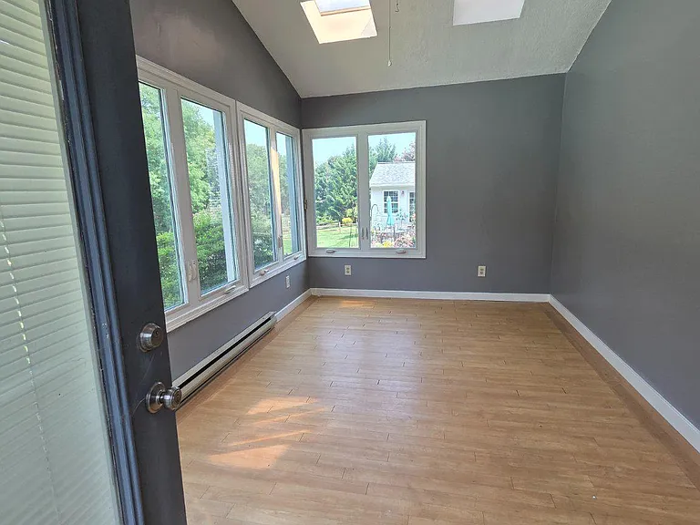 212 Fairhill Dr — Photo 10