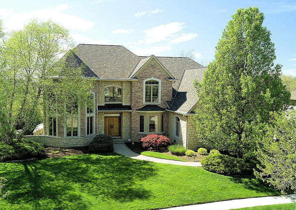 1st image of 1118 River Forest Dr