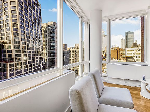 2nd image of 450 W 17th St APT 1120