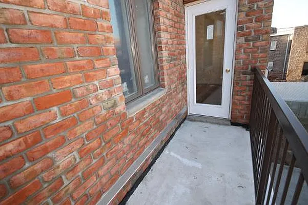 Sold by Fillmore | media 8