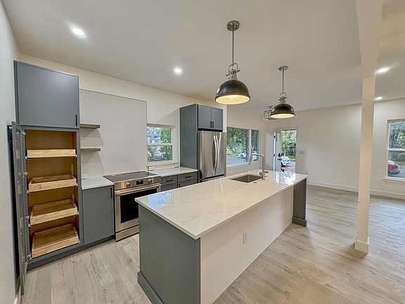 Kitchen Pantry with Roll Outs