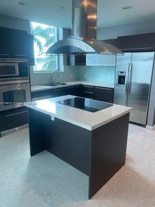 7930 East Dr APT 308, North Bay Village, FL, 33141