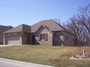 1845 W Lennox Dr, Springfield, MO 65810