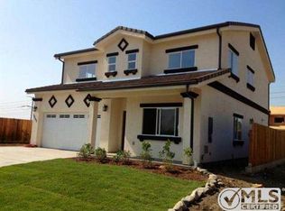 12543 Hunnewell Ave, Sylmar, CA 91342