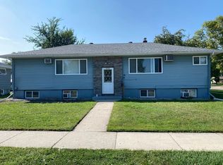 2710 9th St N APT 3, Fargo, ND 58102