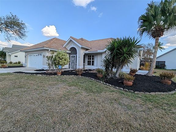 2nd image of 11390 Waterford Village Dr