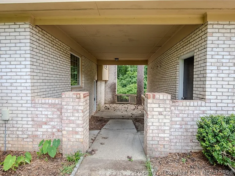 6258 Stoney Point Loop — Photo 4