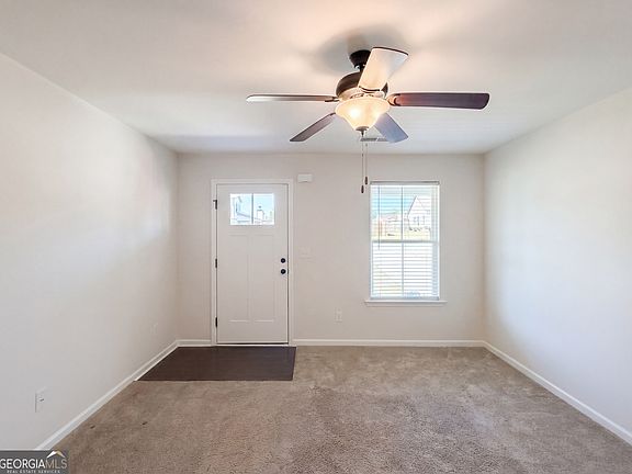 3rd image of 271 Stanebrook Ct