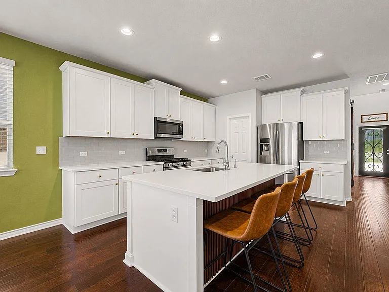 5809 Lehman Way — Photo 10