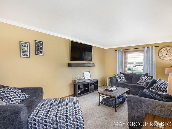 4th image of 1227 Clover Crest Ave NW
