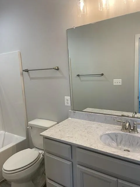 3 bed, 2.5 bath, 1500 sqft, $2,550 — Photo 2