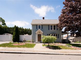 43 6th St, East Providence, RI 02914
