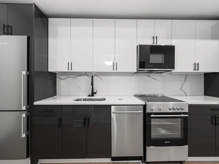 872 Broadway #205 — Photo 2