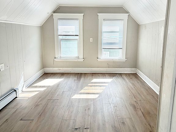 4th image of 351 Sherman Ave #3A