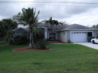 2514 SE 25th Pl, Cape Coral, FL 33904