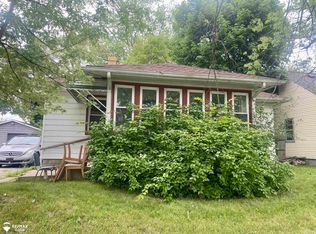 1263 Forest Hill Ave, Flint, MI 48504