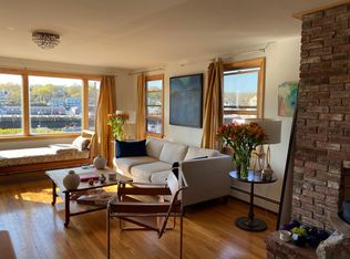 33 Bearskin Nck, Rockport, MA 01966