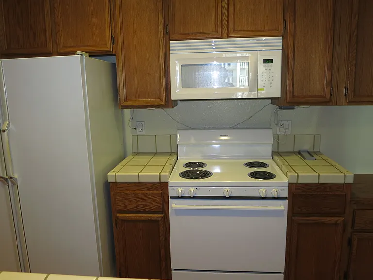 1400 Carpentier St — Photo 10