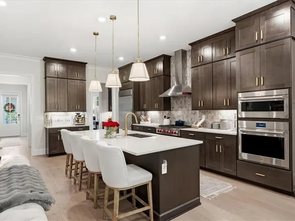 410 Anglin Walk, Alpharetta, GA 30009
