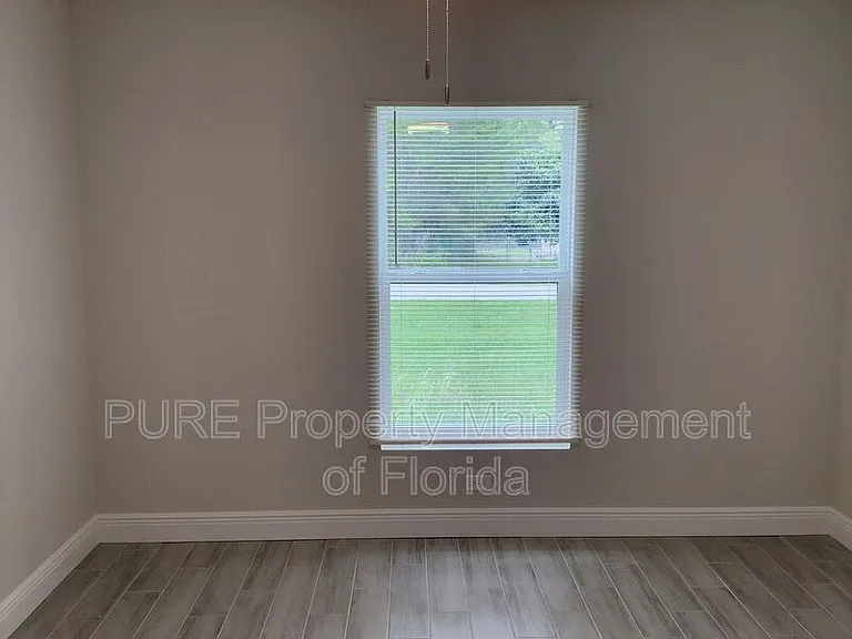 16899 SW 44th Cir — Photo 16