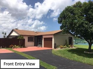 5347 Mirror Lakes Blvd, Boynton Beach, FL 33472