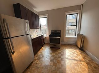 732 E 21st St APT 3C, Brooklyn, NY 11210
