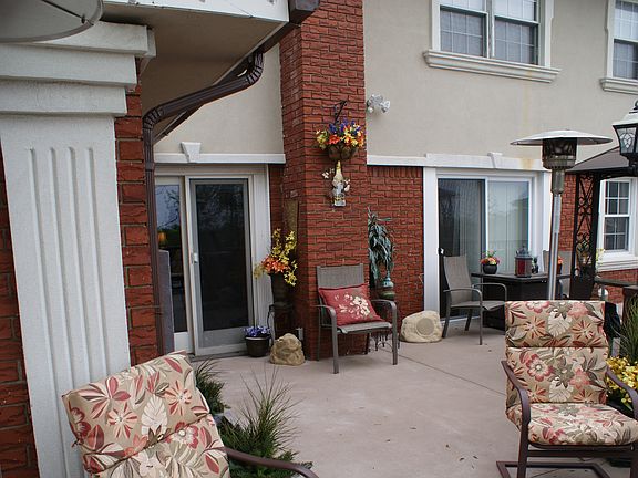 3rd image of 144 Overlook Ave