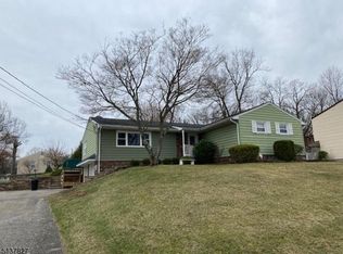 57 Outlook St, Butler, NJ 07405