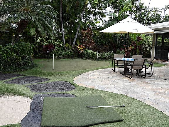 Backyard Putting Green
