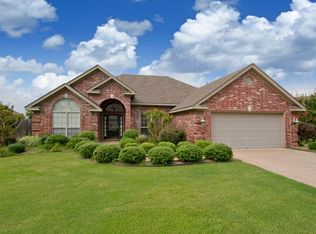 125 Auriel Cir, Maumelle, AR 72113