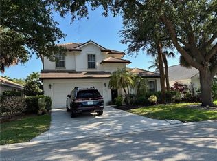 6757 Southern Oak Ct, Naples, FL 34109