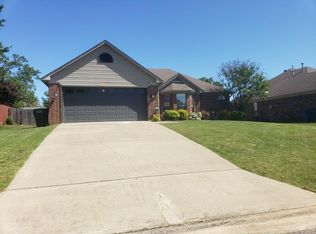4600 Valiant Dr, Conway, AR 72034