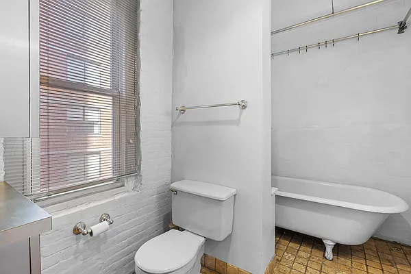 Sold by Corcoran | media 22