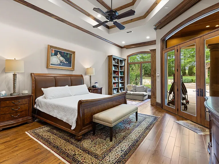 3705 Champions Ridge Ln — Photo 11