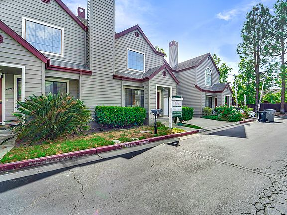 2nd image of 1004 Winston Ct